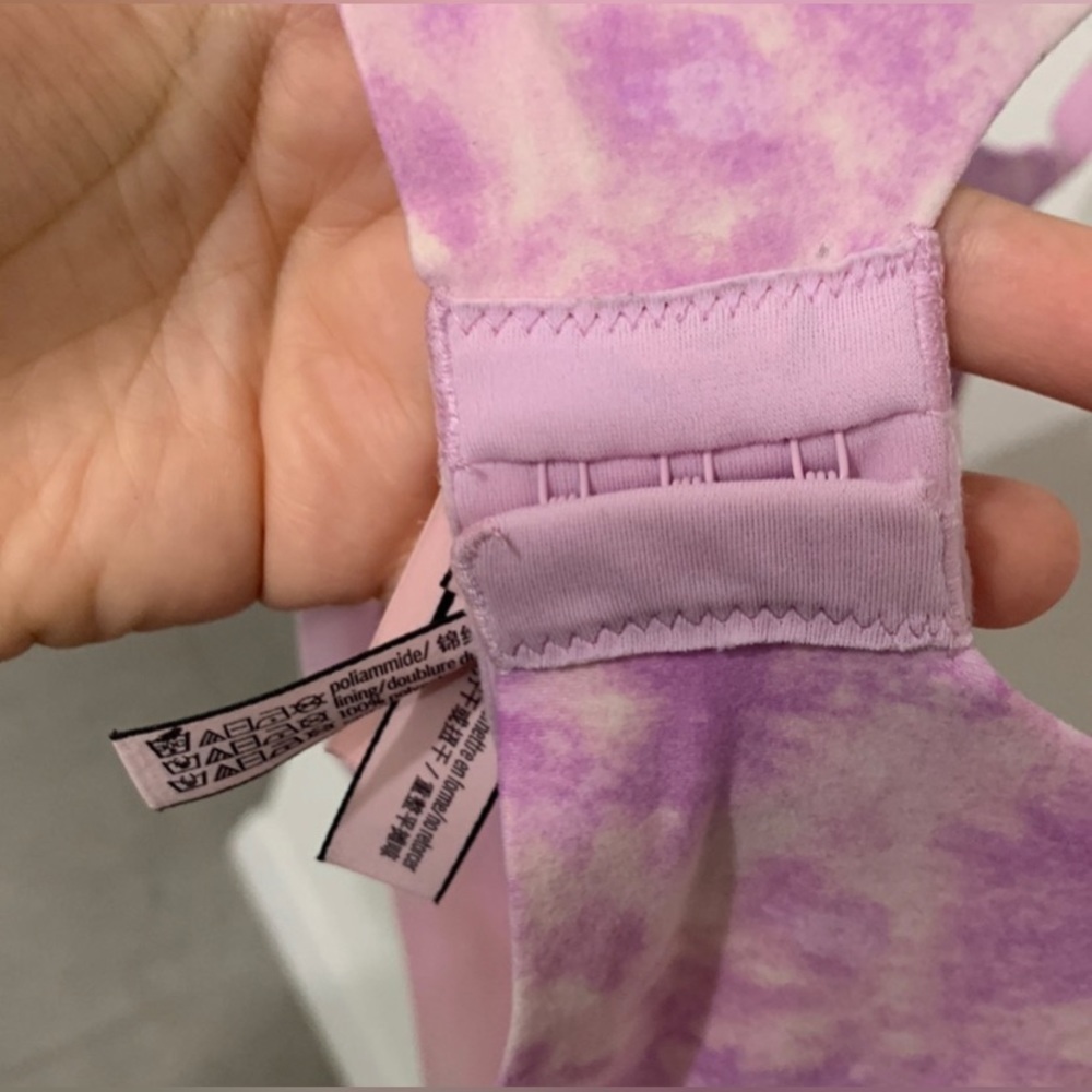 Incredible by VS padded no wire bra - Picture 6 of 11